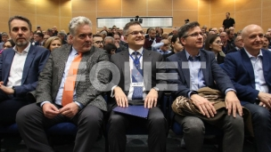 Usvojiti predloge Narodne